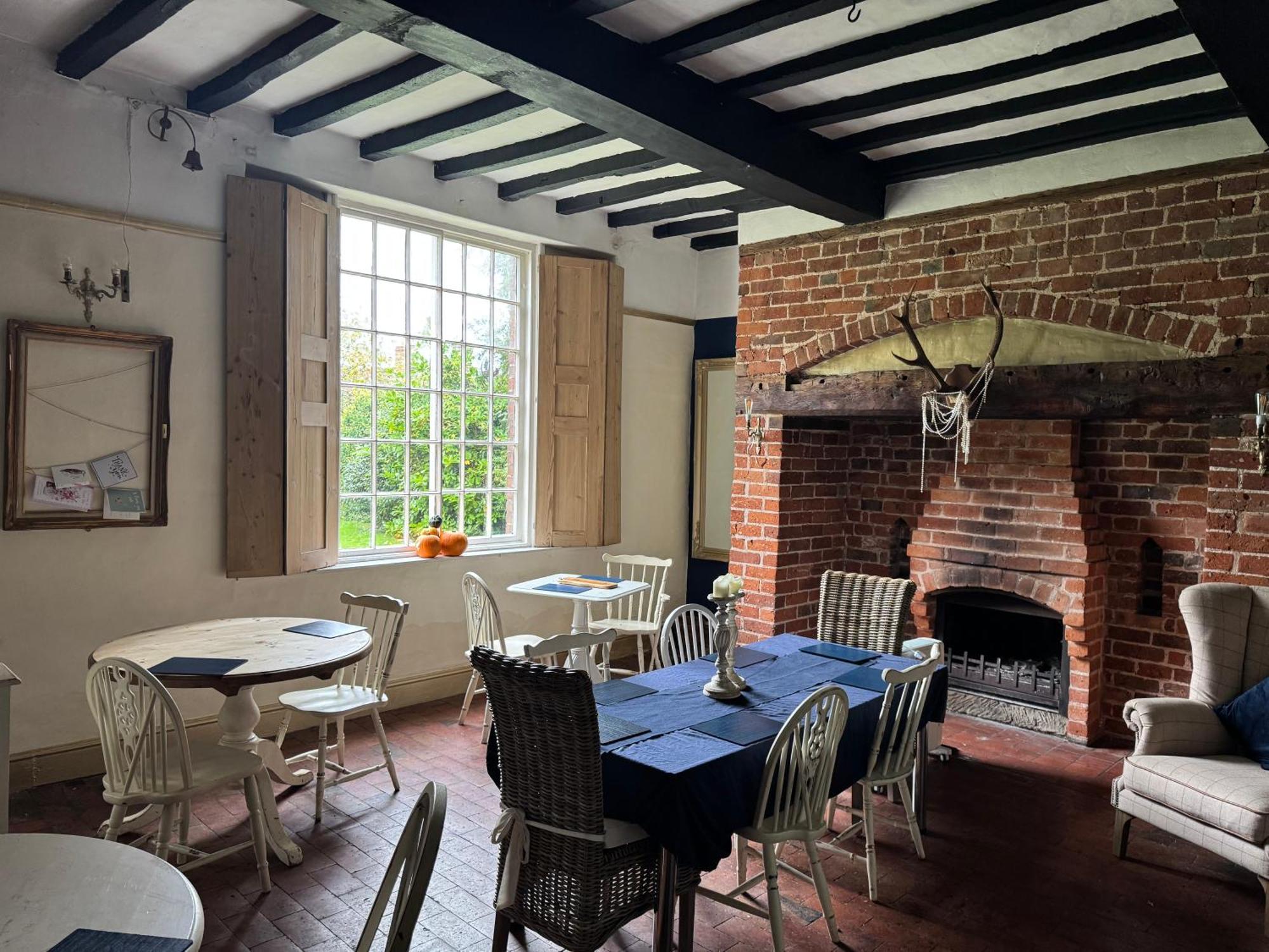 Church Farm 4*